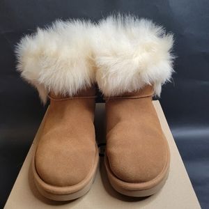 Uggs Tan Fur Boots